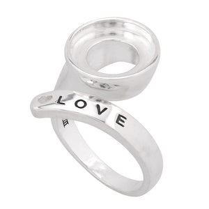 KR109 Wrapped in Love Ring